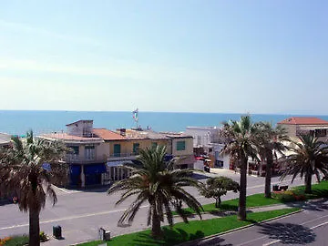 Internazionale Otel 3*