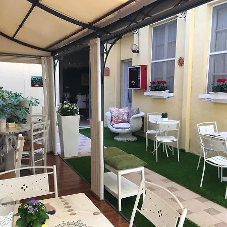 Otel Internazionale Viareggio